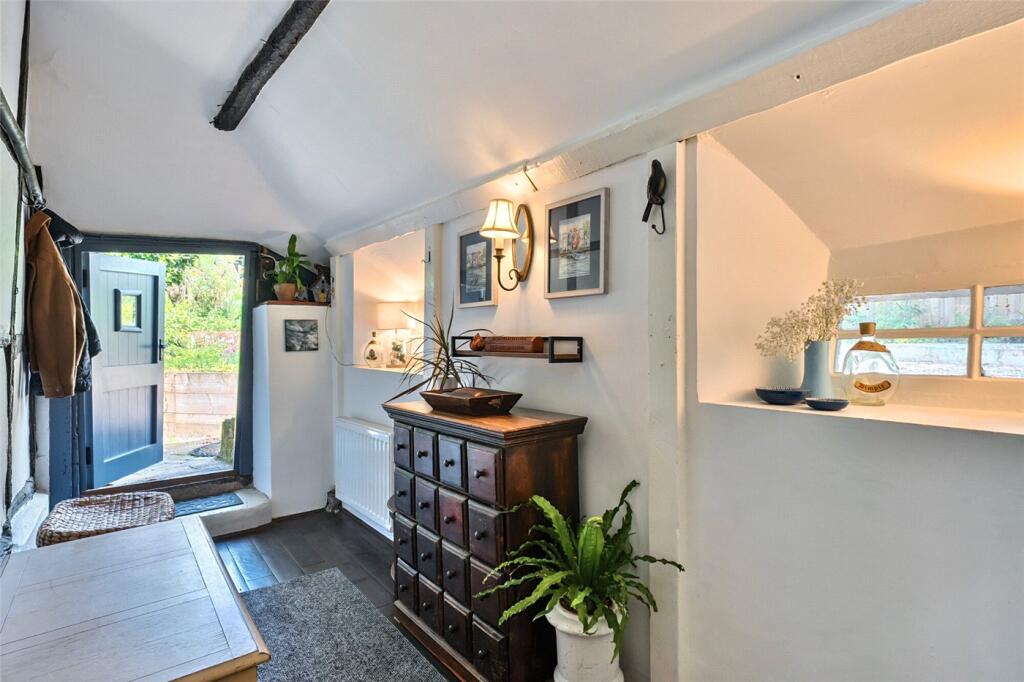 House in Burbage, Eastcourt - More