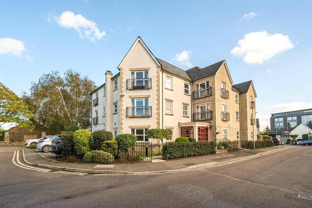1-bed house on The Regents, Back Lane, Keynsham, Bristol, £235,000