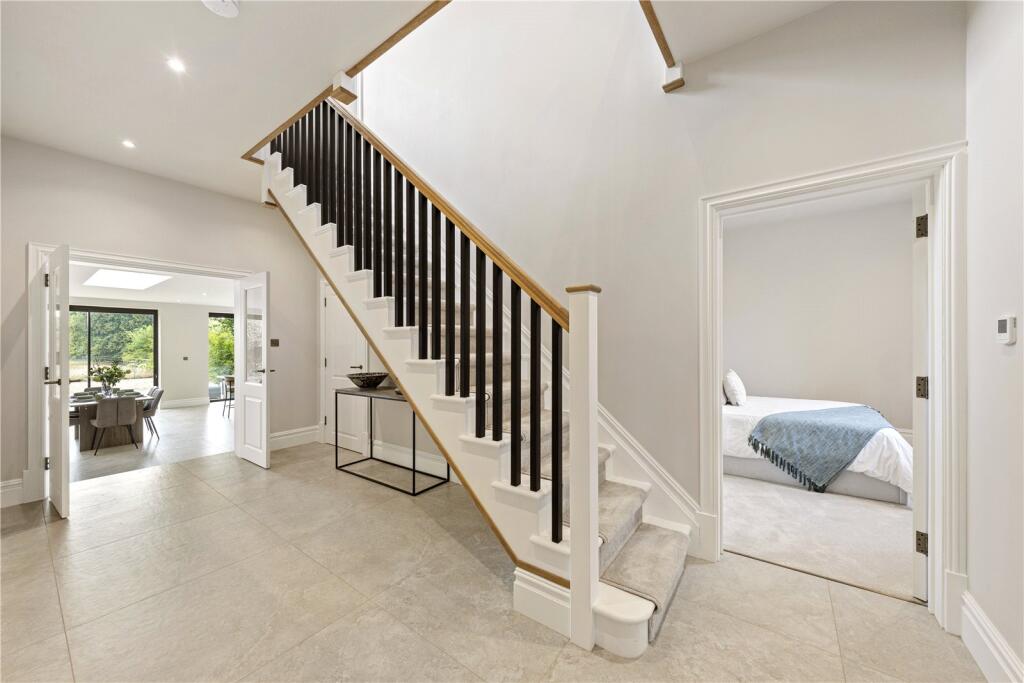 House in Kingston upon Thames - View 4