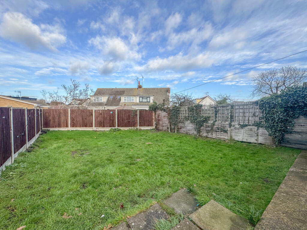 Southend Road, Essex, SS5 4 photo 2