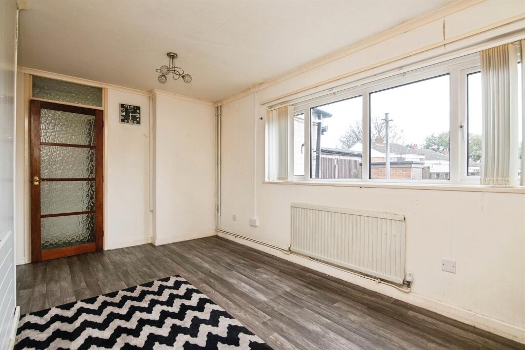 Additional image 4 of Farhill Close, West Bromwich