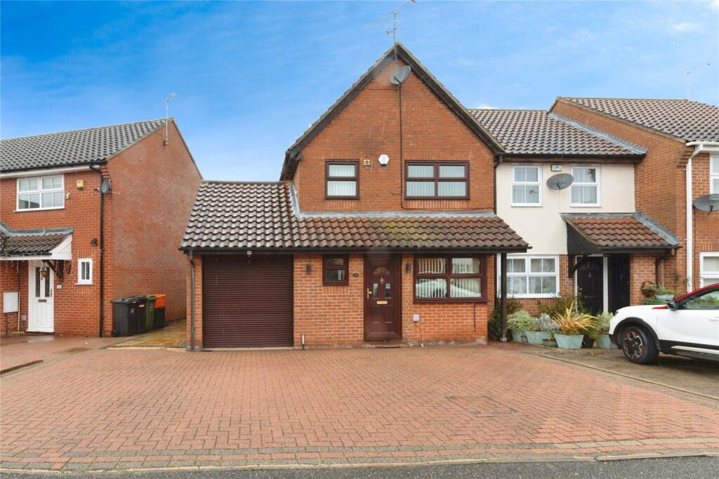 Main image of property: Douglas Drive, Wickford, Essex, SS12
