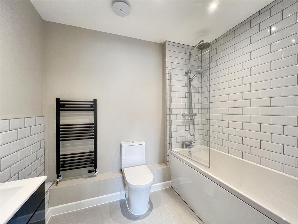 Apartment in Wellingborough, North Northamptonshire - View 3