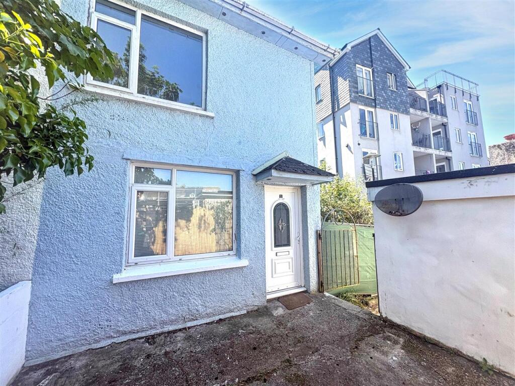 Main image of property: FALMOUTH