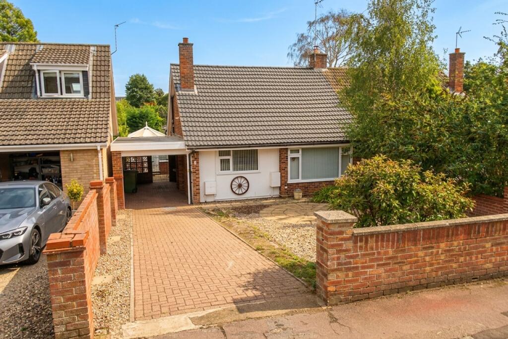 Main image of property: Rosebery Avenue, Poringland, Norwich