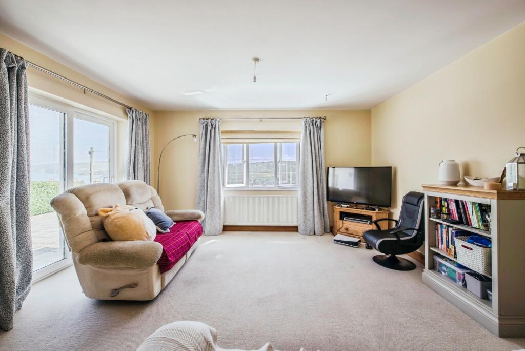 Church Road, Goodwick, Pembrokeshire, SA64 photo 4