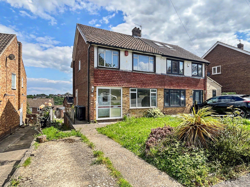 Main image of property: Deeds Grove - Full Refurbishment Needed - Garage to Rear
