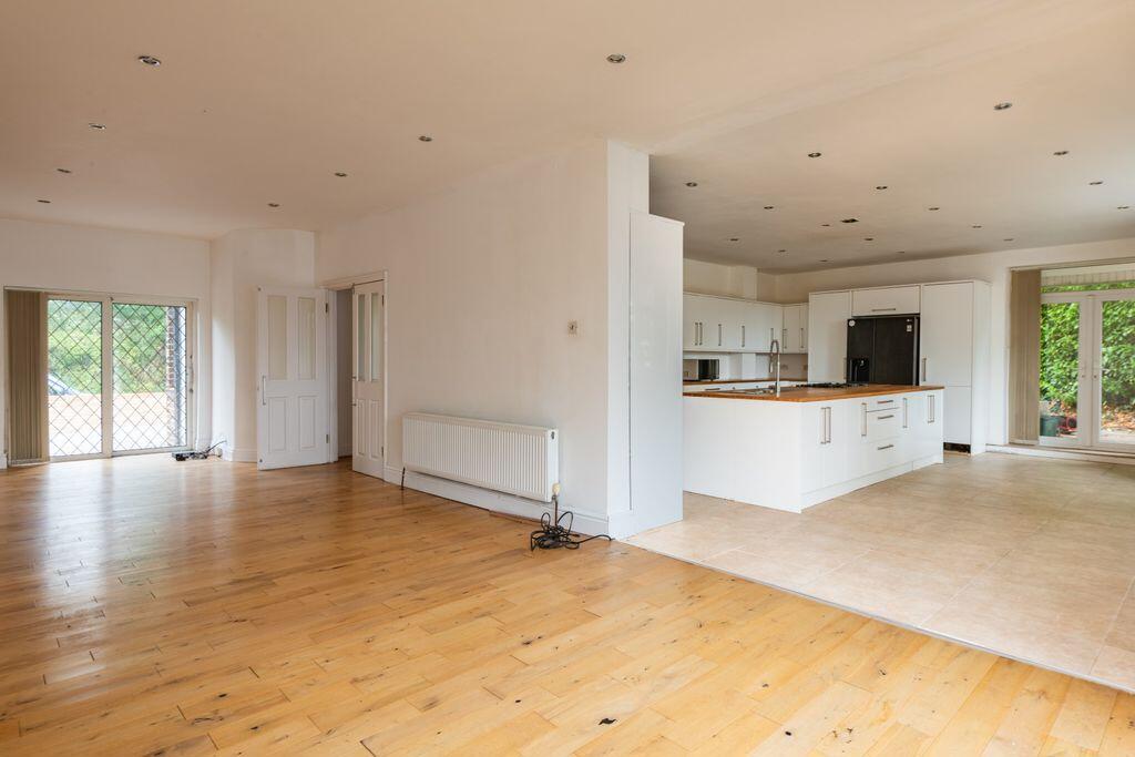 House in Bristol, Stoke Bishop - View 5