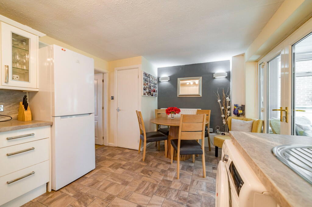 House in Rochdale, Greater Manchester - View 5