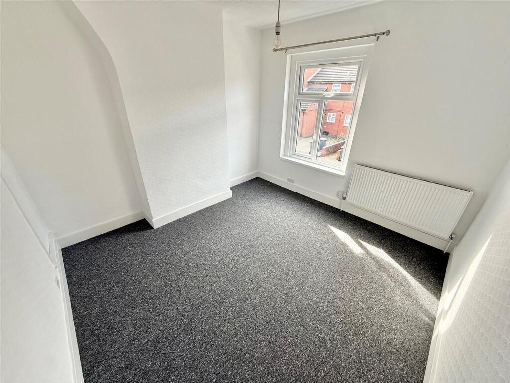 House in Luton - More