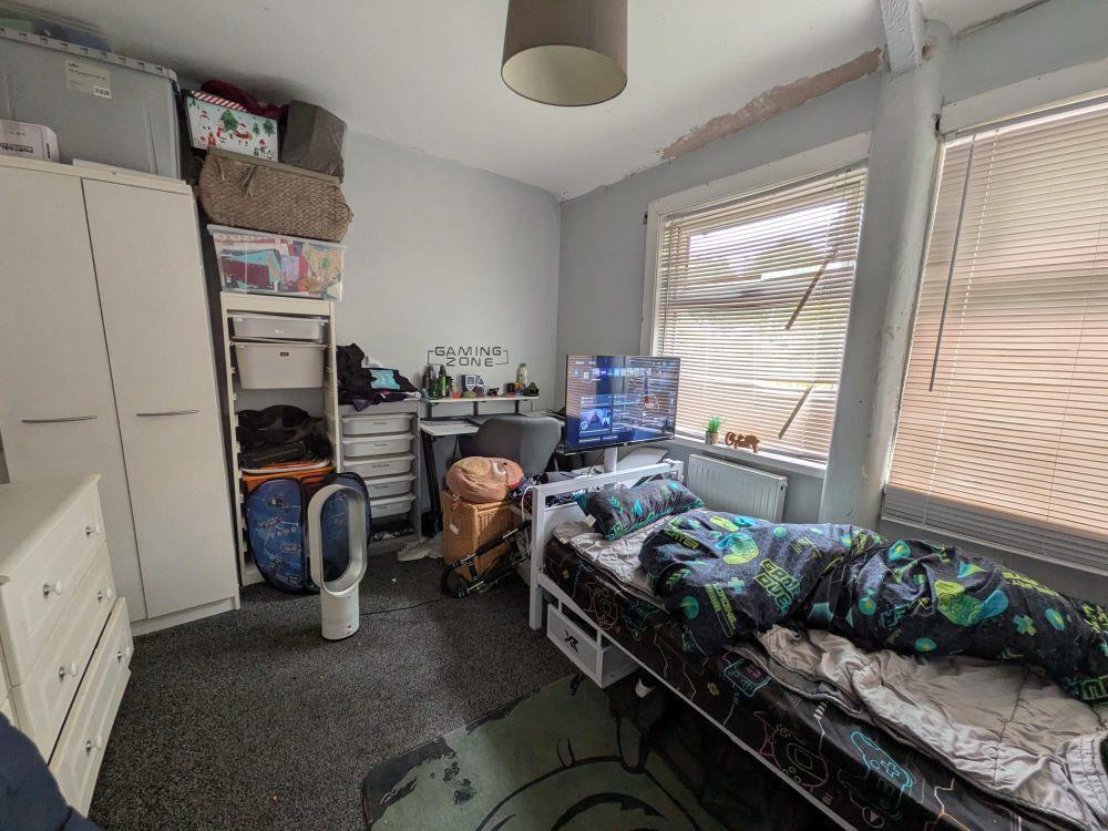 House in Bradford, Allerton Upper Green - View 5