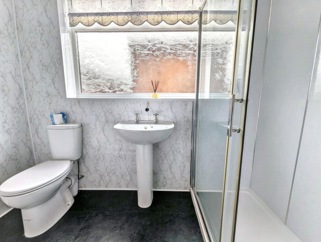 House in Durham, County Durham - More