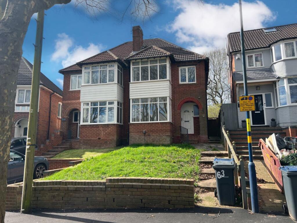 Main image of property: 63 Broughton Crescent, Longbridge, Birmingham, B31 2SZ