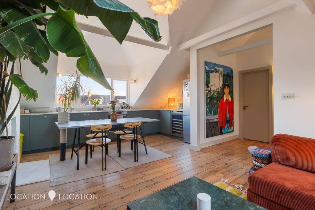 Main image of property: Cranwich Road, London, N16