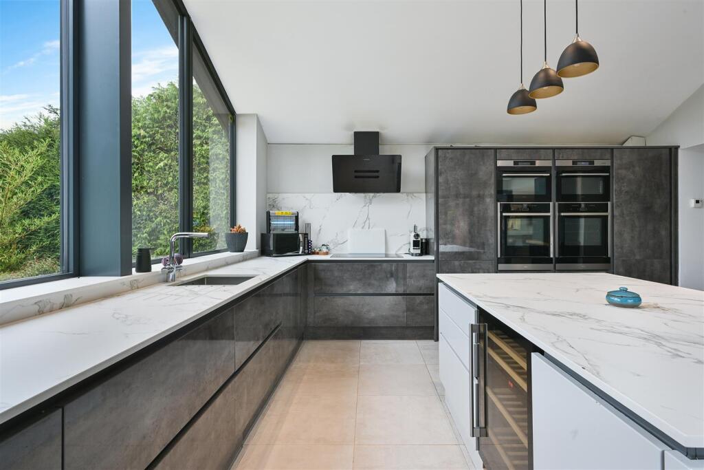 House in Reigate and Banstead, Margery - More