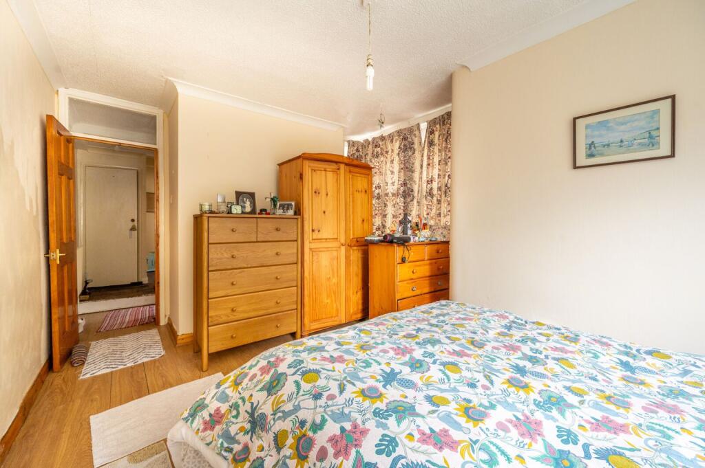 Apartment in London, Canning Town - View 5