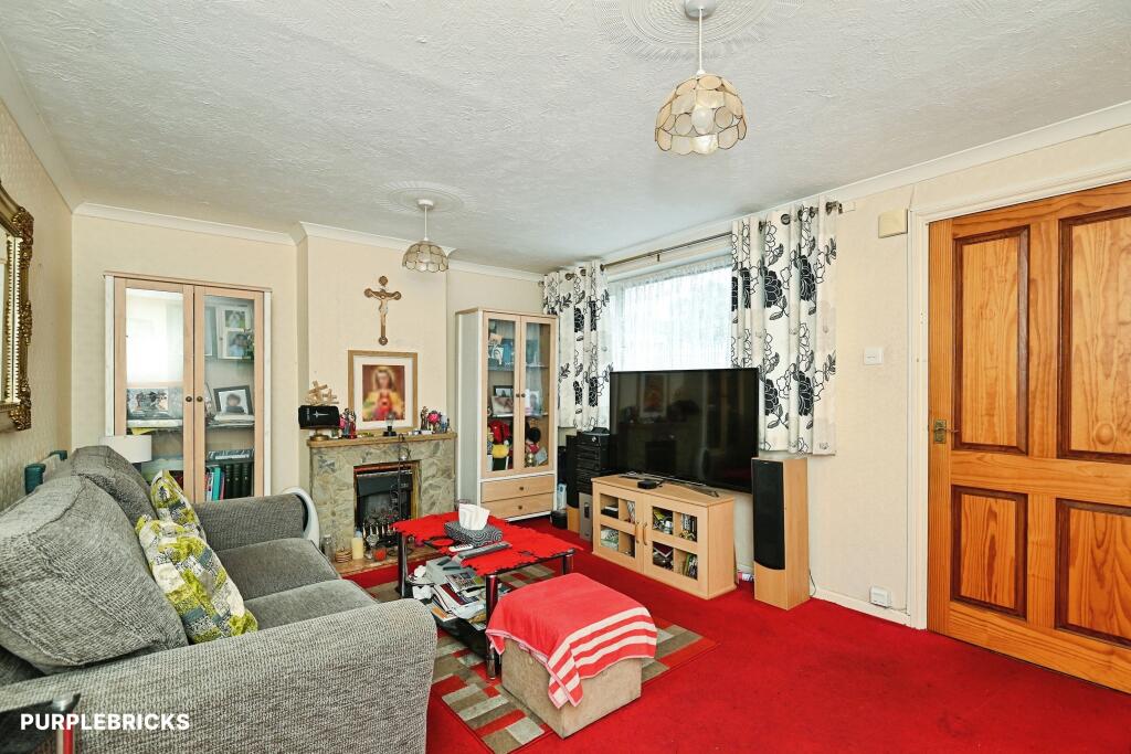 House in Gillingham, Rainham Mark - More