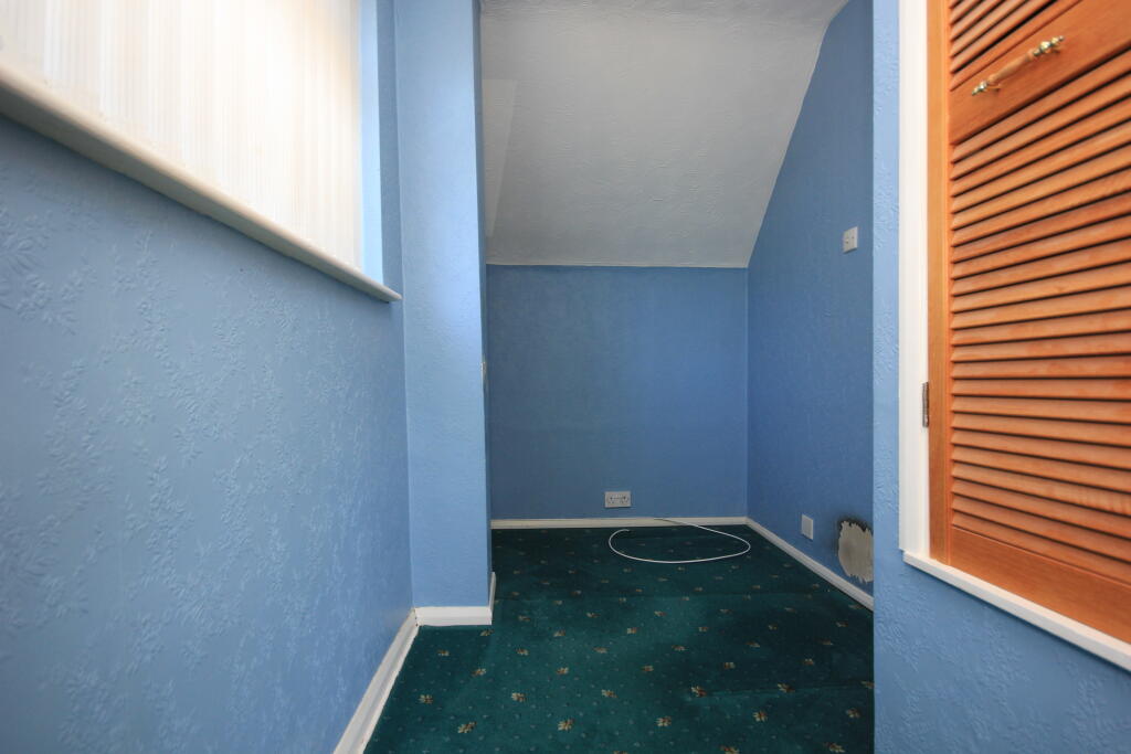 48 Dingle Road, Rushden, Northamptonshire NN10 6UE photo 5