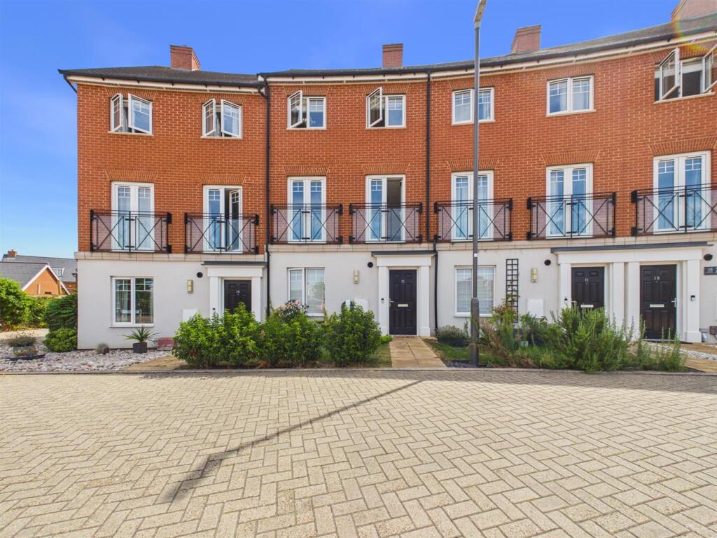 Main image of property: Tipton Crescent, Kingsbrook, Aylesbury