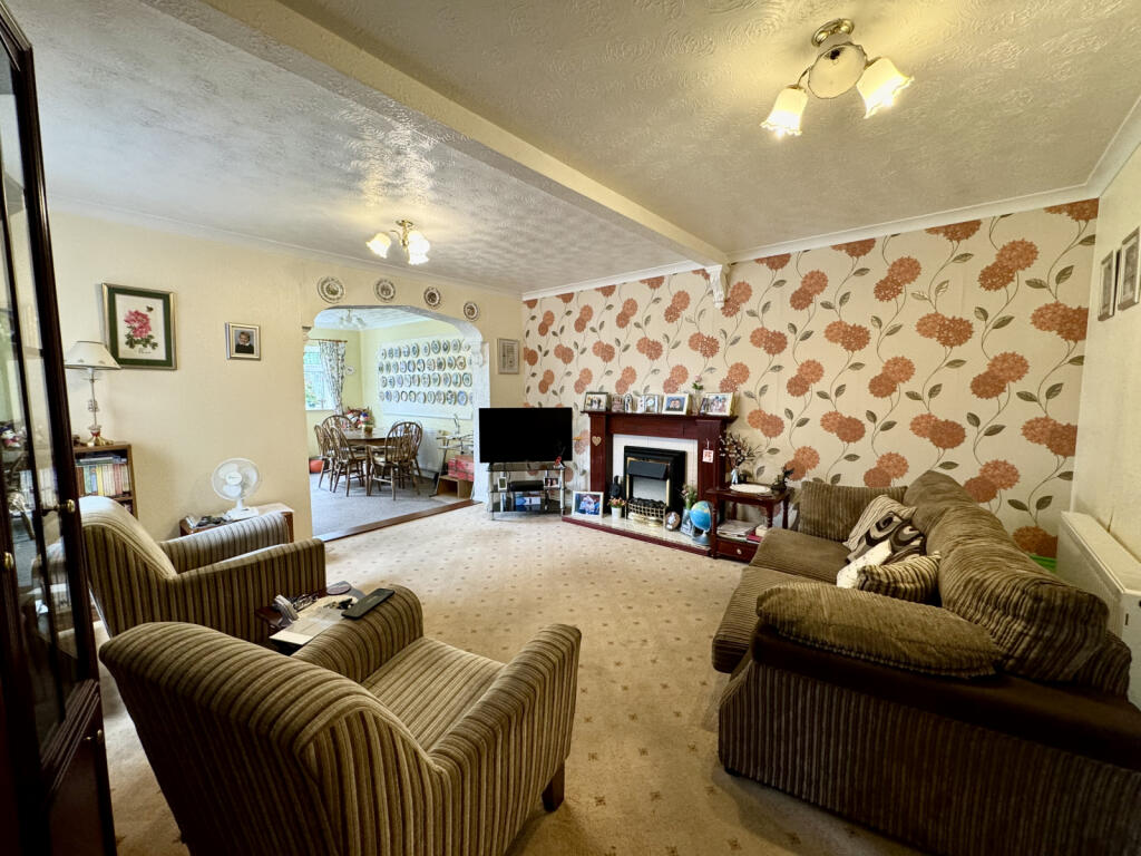Canterbury Close, Beverley, HU17 8PS photo 2