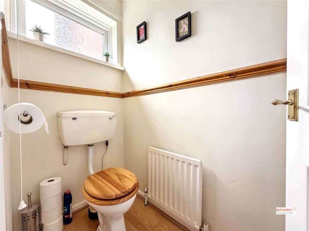 House in Durham - View 3