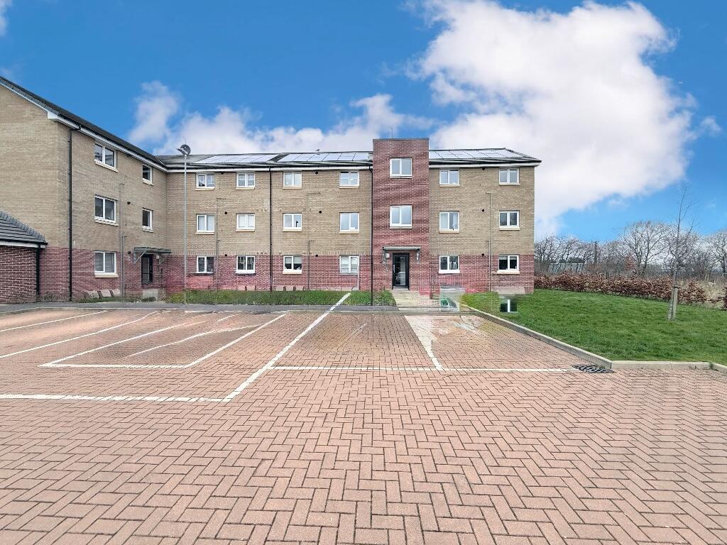 Main image of property: Flat 3, 10 Thornbank Crescent, Falkirk, FK2 9BQ