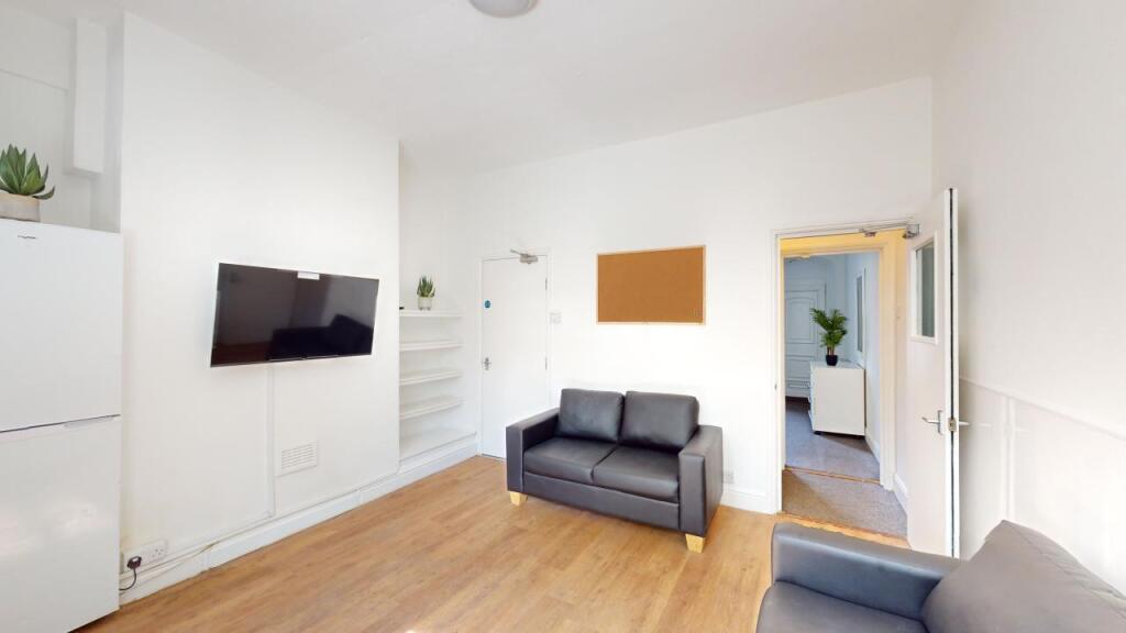 House in Sheffield - View 5