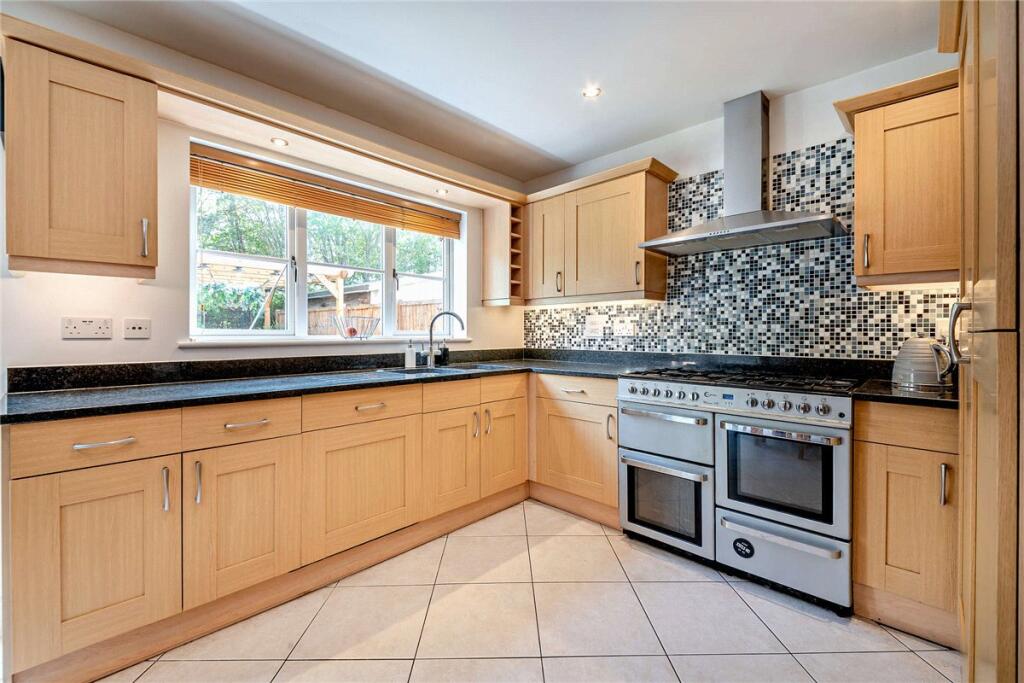 44, Hermitage Green, Hermitage, Thatcham, Berkshire, RG18 photo 4