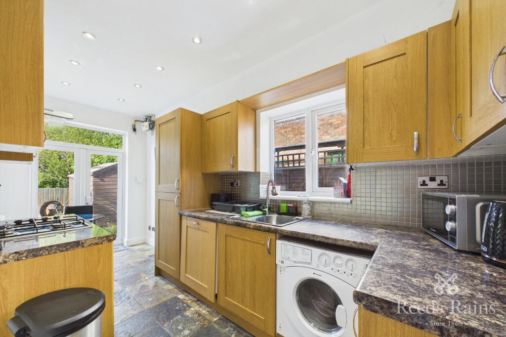 Tang Hall Lane, York, North Yorkshire, YO31 photo 4