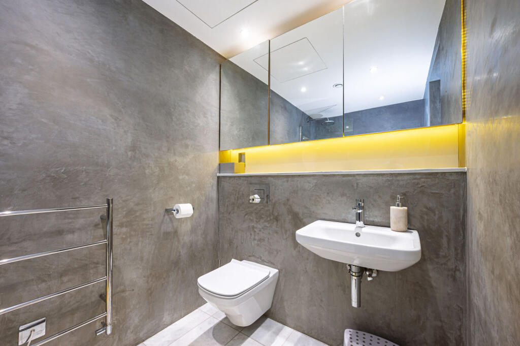 Apartment in London, South Hampstead - More