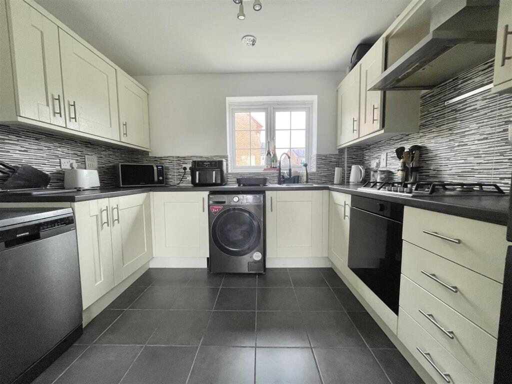 Haines Road, Huncote, Leicester photo 4