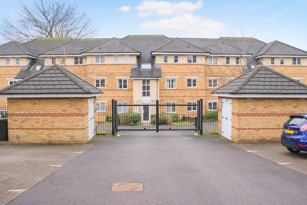 Main image of property: Rushmere Court, Ebberns Road, Hemel Hempstead, Hertfordshire, HP3