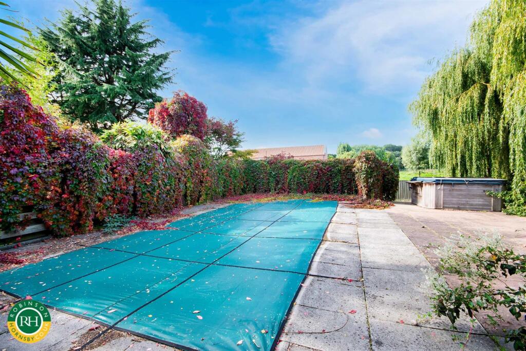 House in Bassetlaw, Blyth - More