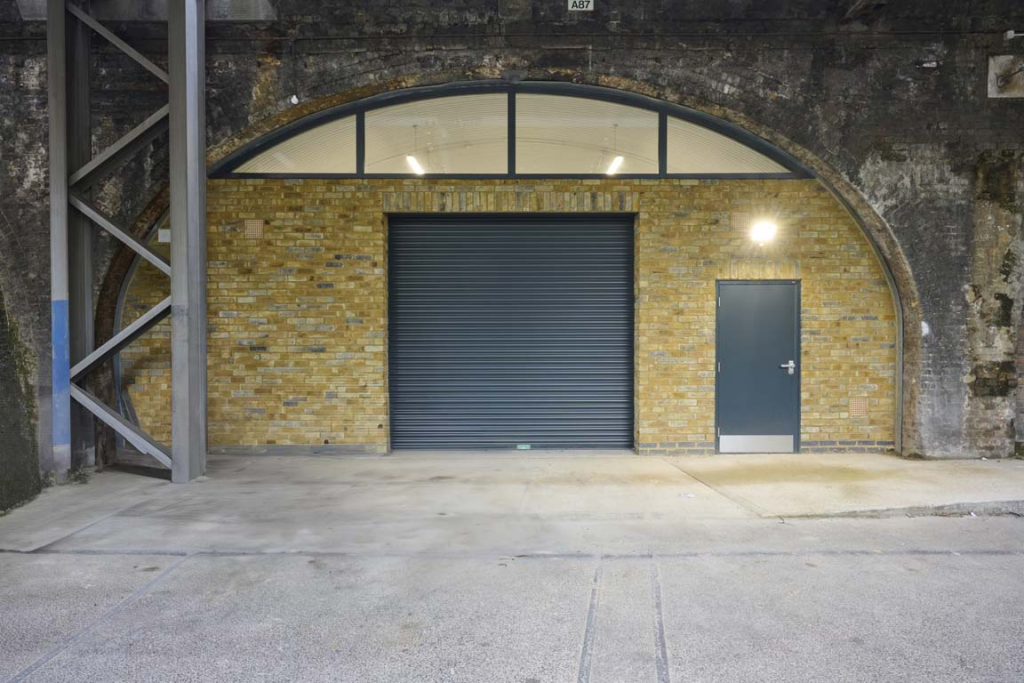 The front of an arch.