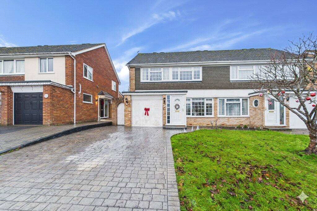 Main image of property: Curlew Drive, Tilehurst, Reading, Berkshire, RG31