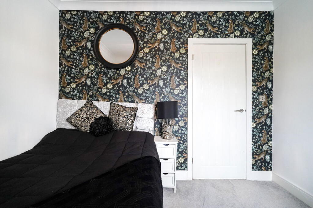 Additional image 13 of Dovedale Avenue, Shirley