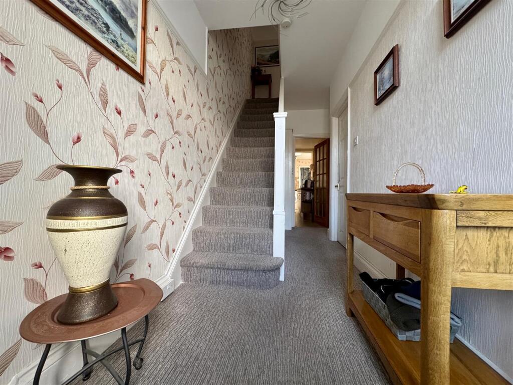 House in Plymouth - View 5