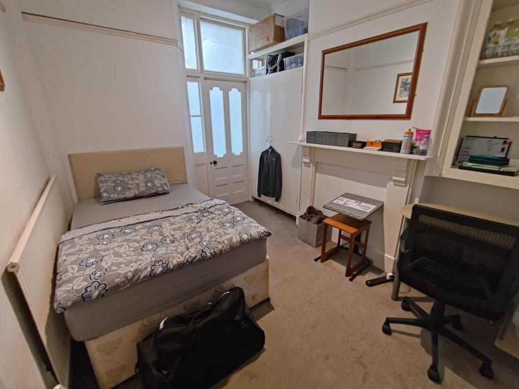 House in Cardiff - View 4