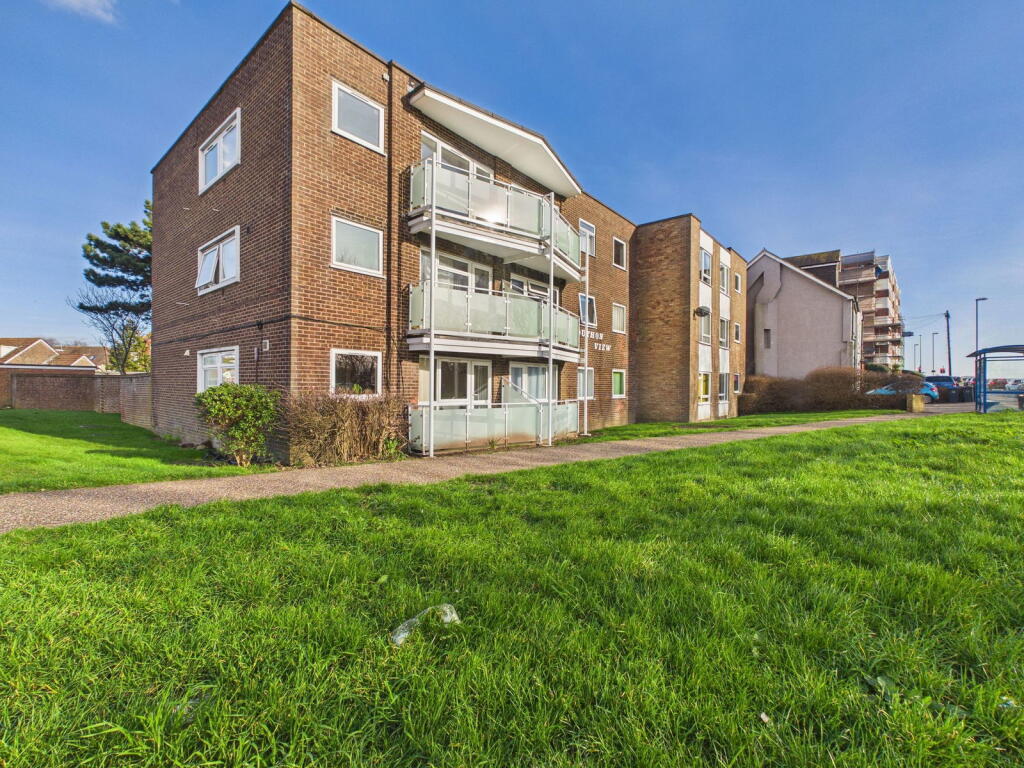 Main image of property: Western Road, Lancing, BN15 8RT