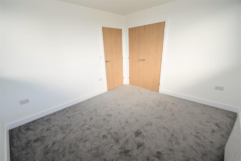 Apartment in Southampton - More