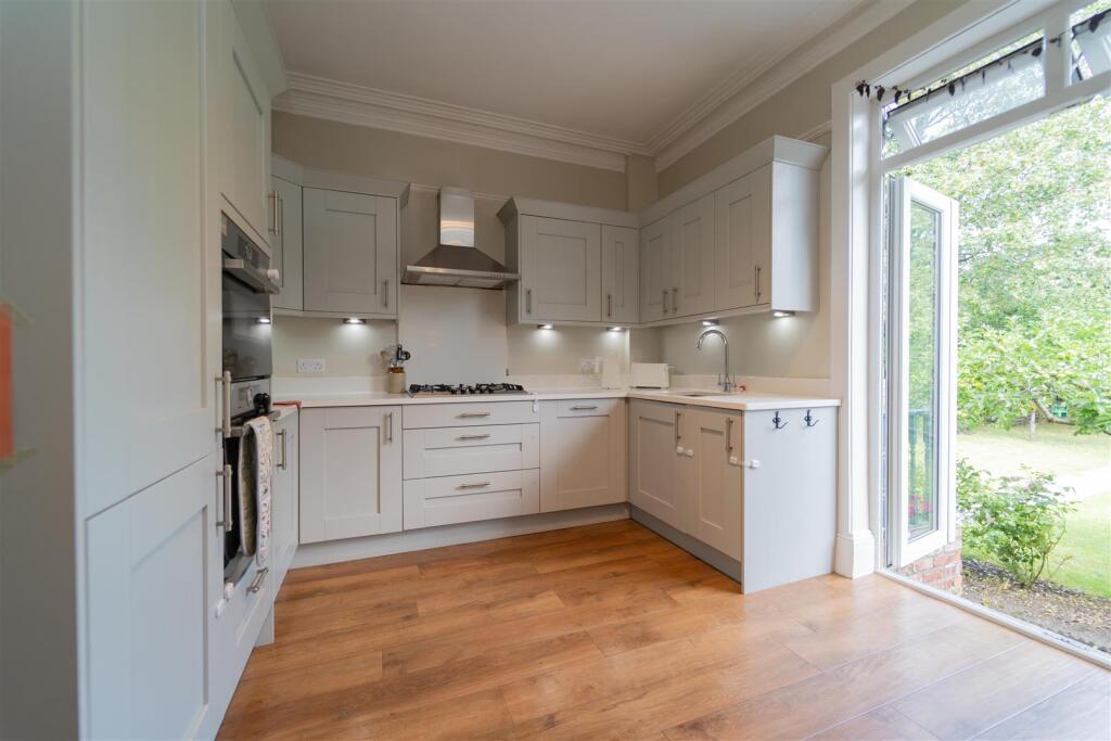Nuneham Avenue, Withington photo 4