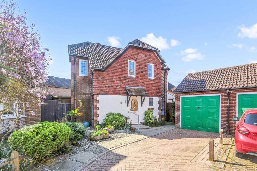 Main image of property: Cowdray Close, Rustington, BN16