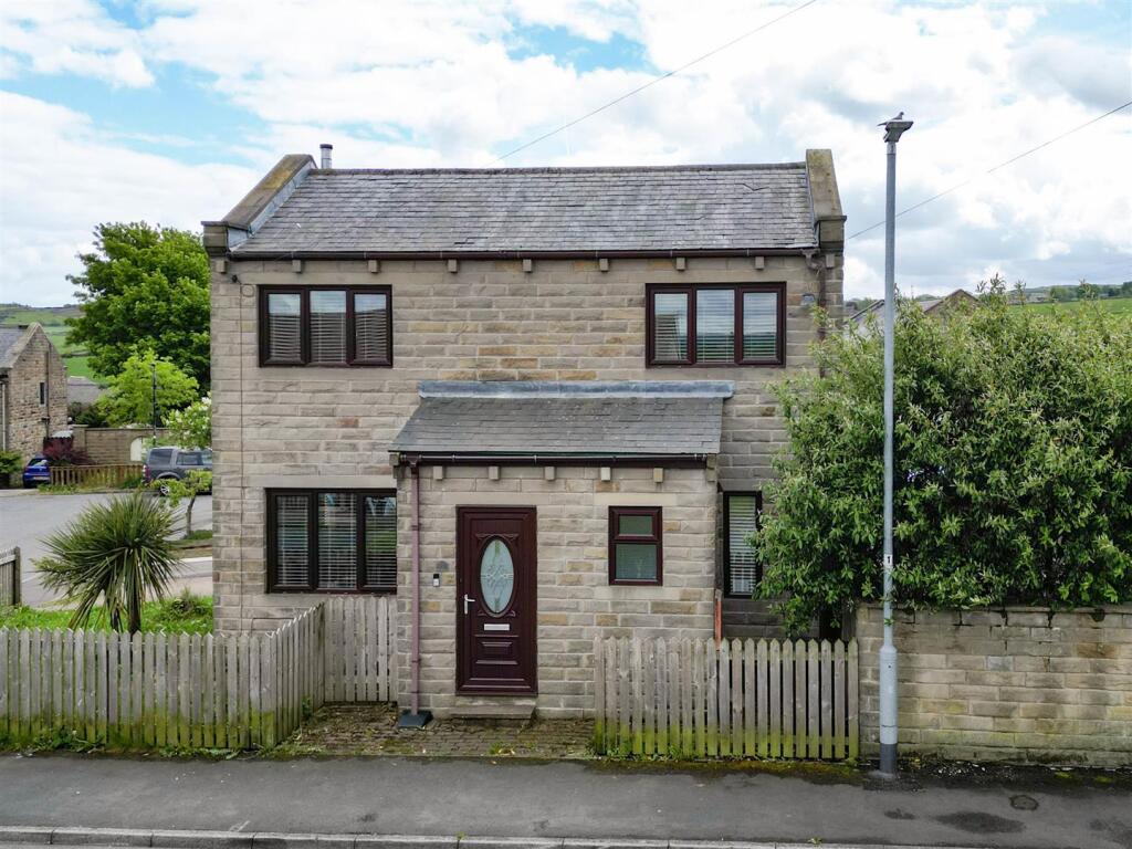 Main image of property: Deanroyd Close, Stainland, Halifax