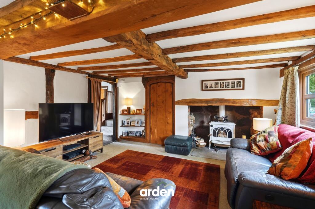 House in Worcester - View 5