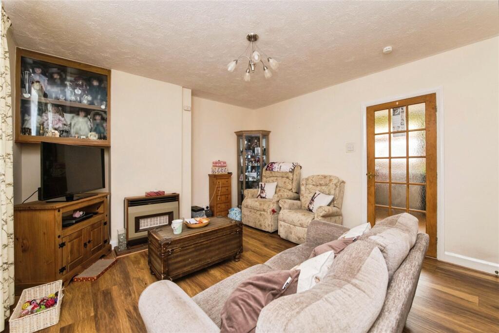 Brewin Road, Tiverton, Devon, EX16 photo 3