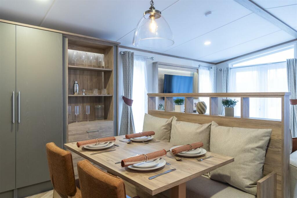 Boat Lane, Bleasby, Nottingham - View 5