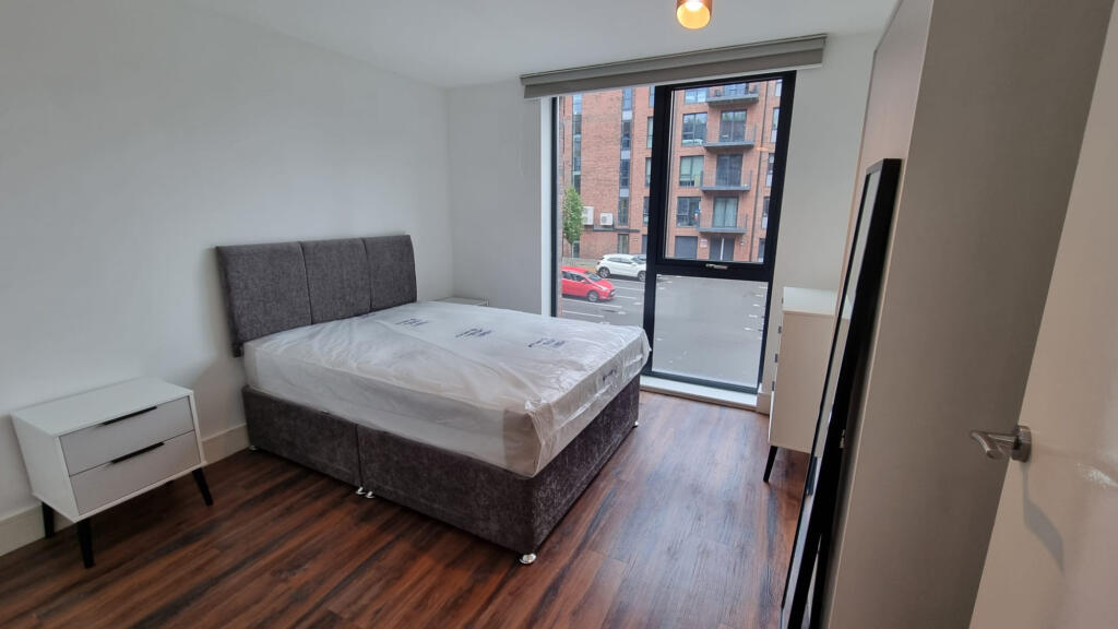 Apartment in Sheffield - More