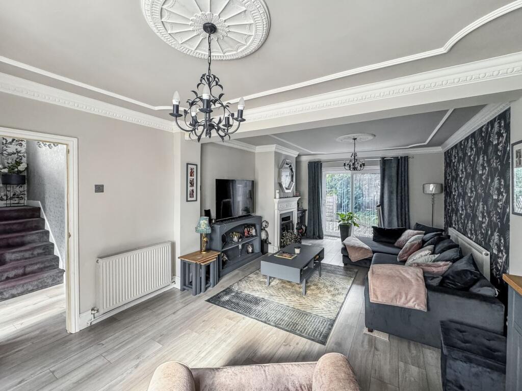House in Bromley - View 4