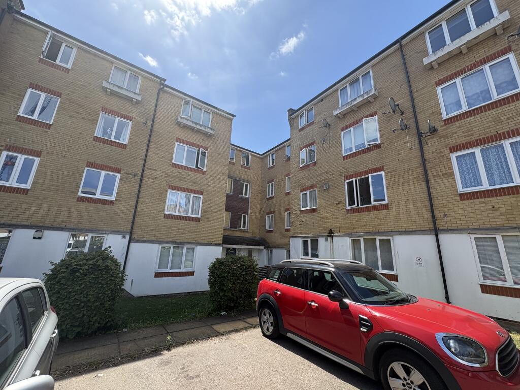 Main image of property: Dadswood, HARLOW