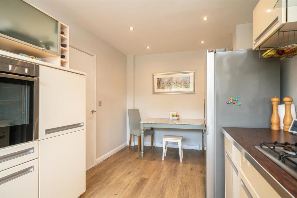 Additional image 10 of Longacres, St. Albans